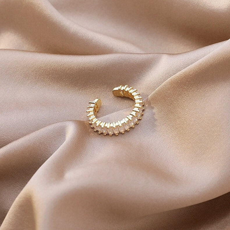Evie Ring