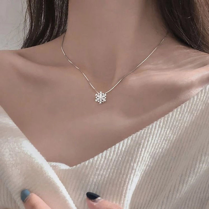 Glittering Snowflake Necklace