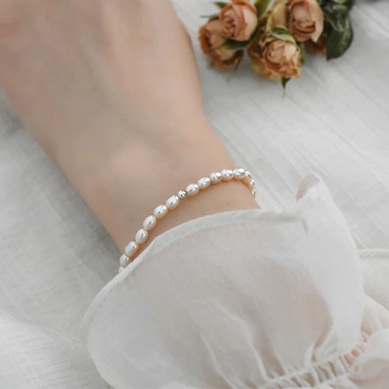 Lovely Pearl Bracelet